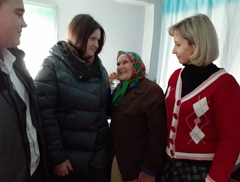 Поздравляем с наступающим Новым Годом!